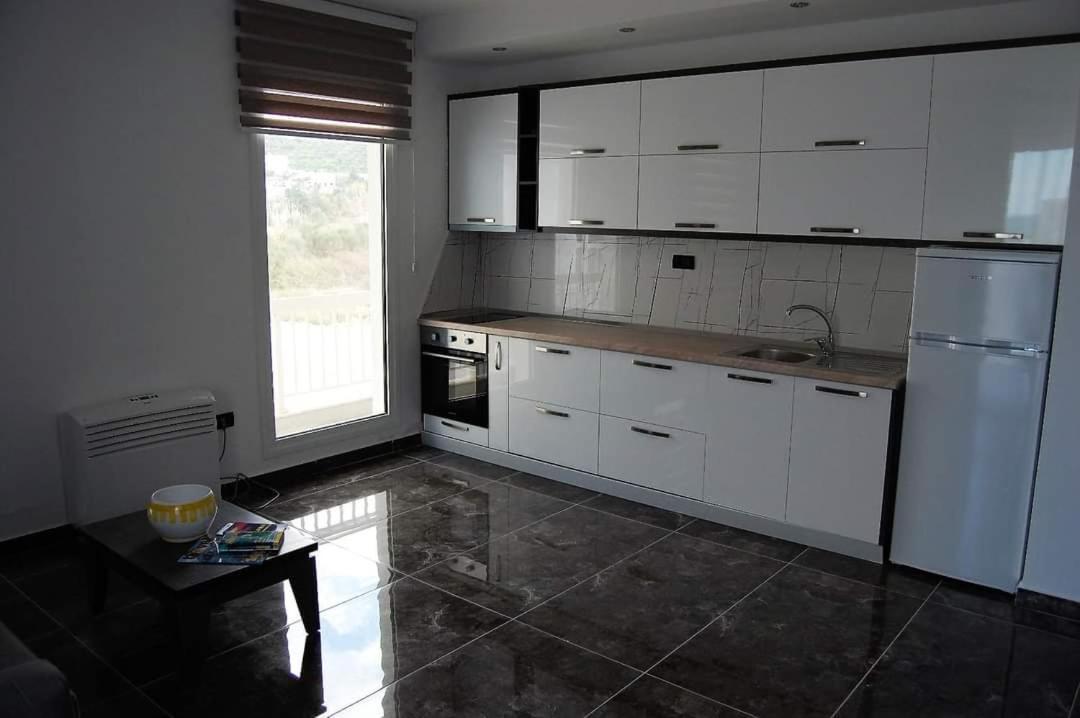 Beach Apartments Era Orikum Luaran gambar